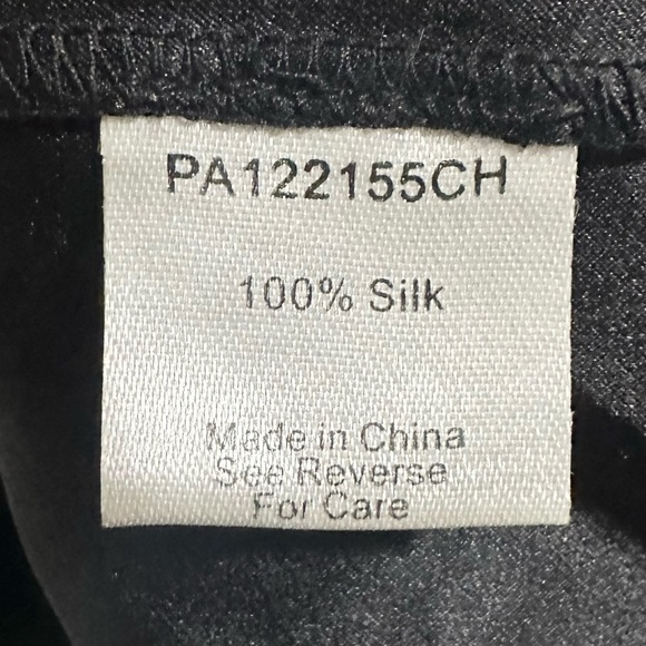 Parker Black Silk Sleeveless Top with Chain Neckline - XS - Picture 6 of 7